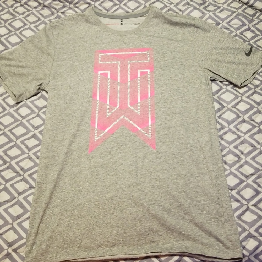 Mens tiger woods Nike tee